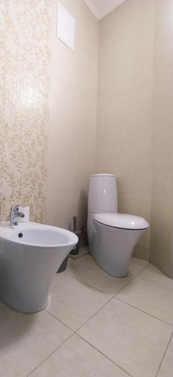 Апартаменты Центр Крещатик Kiev Exterior foto